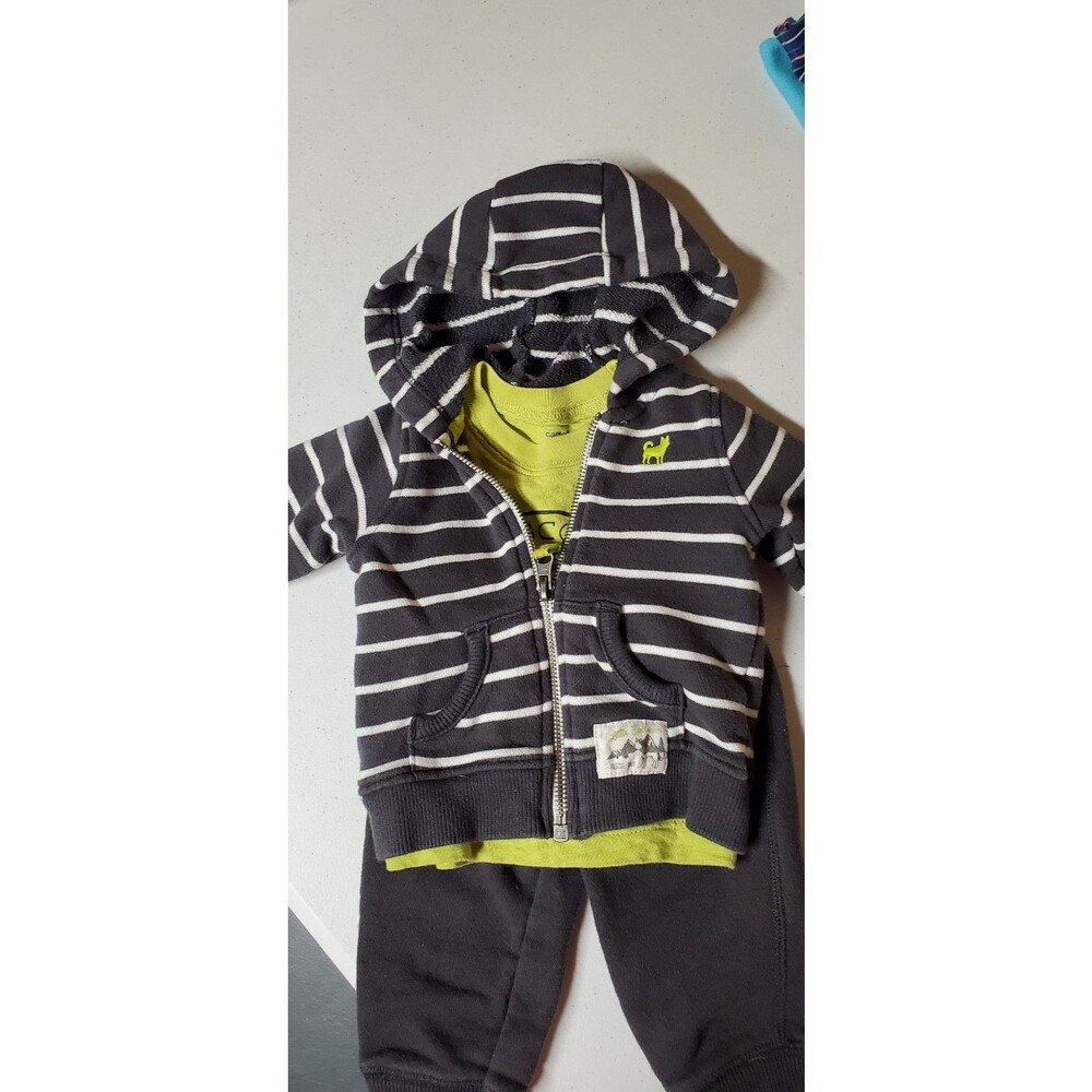 Carter's "Little Explorer" 3-Piece Outfit Set (Size 3 Months) - Item #1,023